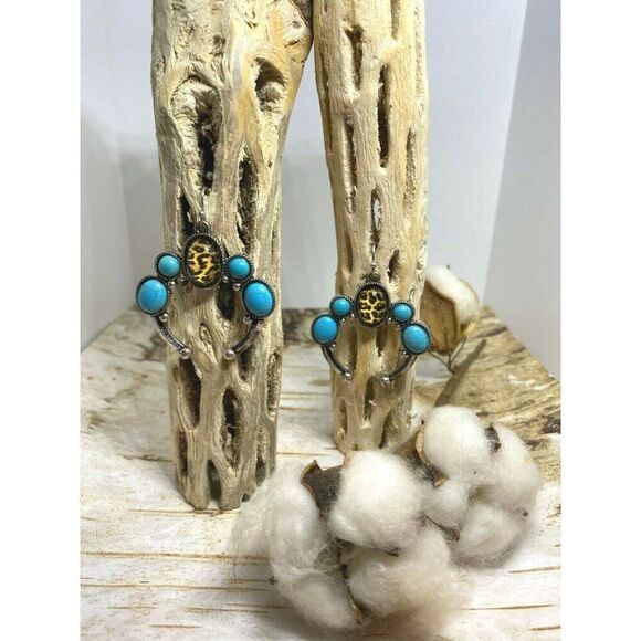 Tribal Horseshoe Leopard Cabochon Turquoise Charms Wire Earrings Southwestern - Picture 4 of 8